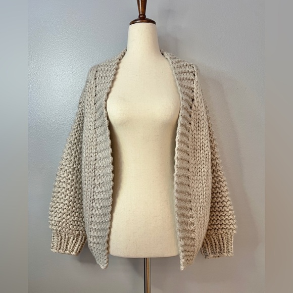NWT NEW CHICWISH Key to My Heart Open Cardigan Chunky Knit Sweater HANDMADE XS - Picture 4 of 13
